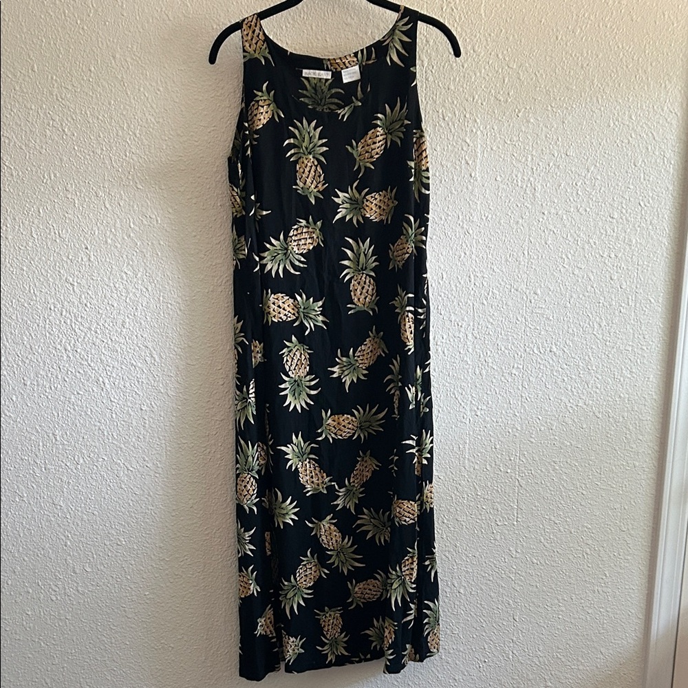 Elegant Black Pineapple Print Midi Dress